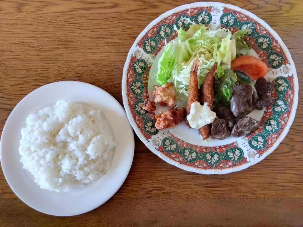 アルルランチメイン