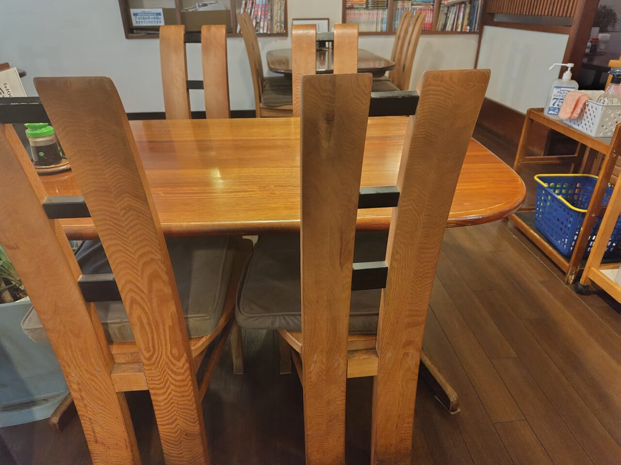 店内